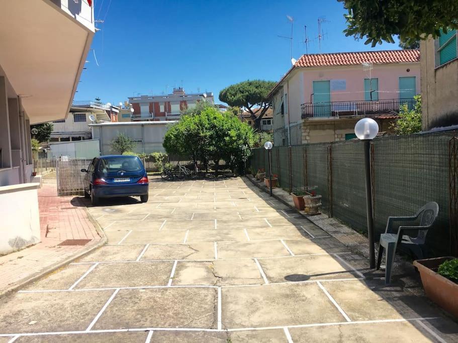 Girasole A Due Passi Dal Mare Apartment Minturno Exterior foto